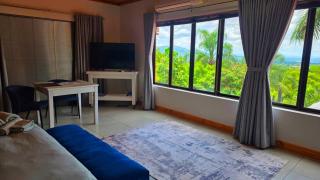 At Rosies on Robin - Luxury & Comfort - 2