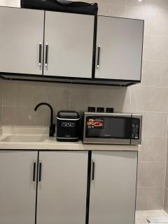 Apartment with a room and a living room in Al Taawon neighborhood - 6