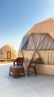 Tarf Wadi Rum Luxury Camp & Jeep Tours - 1