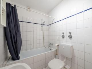 Monteurwohnung-fuer-6-Personen-2OG-6-Betten-in-Ahrensburg-Naehe-Hamburg-OD04a - 4