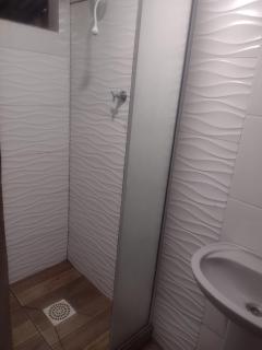 Suite perto da praia dos ingleses local humilde e simples para passar seus dias - 3