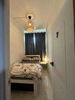 Abu Dhabi Private Room - 9