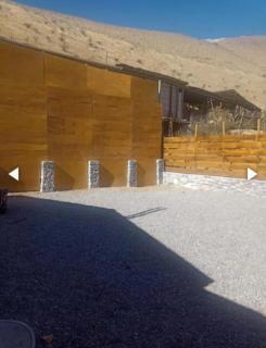 Valle de Elqui Horcon , Hermosa cabaña equipada para 2 personas max 3 a 5 minutos del Rio Estero Derecho con pozones con acceso liberado excelente ubicación en el pueblo cerca de negocios, botillerias y paradero - 1