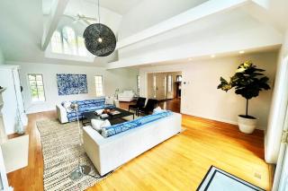 Southampton Dream Home Relax Open Heated Pool - 1