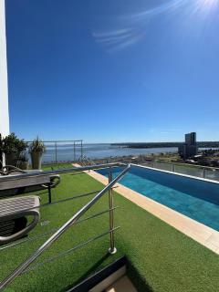 Modern apartment one block from the beach - 3