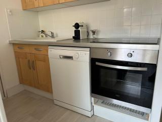 Appartement renové au calme, 1 chambre, balcon, proche mer - 3