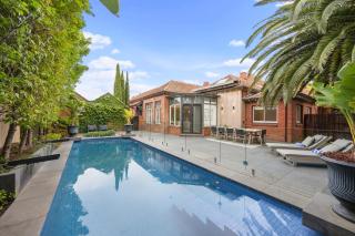 Complete Host Brighton House - 0