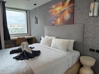 A Taste of Utopia -Modern Phuket Retreat with Jacuzzi - 5