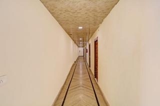 Hotel O OM VILLA RESIDENCY Near Lotus Temple - 8