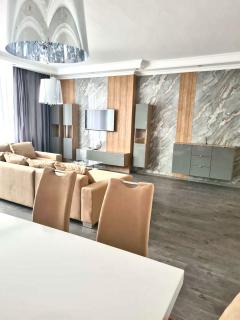 Motley Rooms - Tbilisi - 0