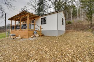 Stout Cabin with Fire Pit 1 Mi to Ohio River! - 8