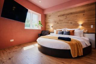 COLORGRAM Loft - AlpenLuxus Collection - 4