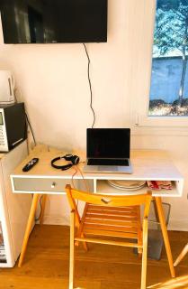 Studio attenant à maison avec parking, jardin, baignoire - 4