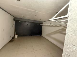 Bonita casa dos pisos al Sur de León gto - 3