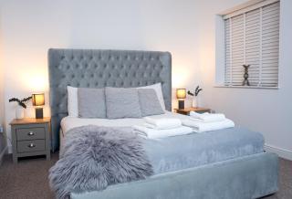 Spacious, Well-Equipped Apartment With Parking - 5