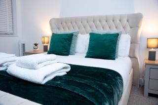 Spacious, Well-Equipped Apartment With Parking - 2