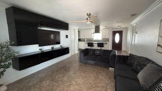 Casa Kampa, con 3 bedrooms and 3 bathrooms, offers a heated swimming pool and a heated spa at no extra cost - 3