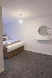 Modern 1 Bedroom Apartment, Prime Location in Liverpool City Centre - 5