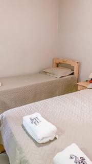 Casa à 70m da praia com 9 quartos sendo 7 suítes - 6