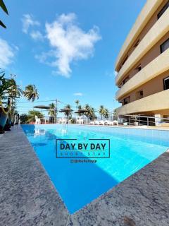 Boulevard Cabo Branco by Day by Day - 9