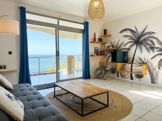 Private beach access, fiber optic internet & parking - 9