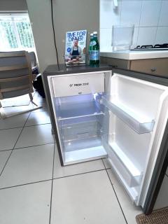 u5-Traditional QLD unit with backyard-Fresh-Quiet Leafy Centre-NewAC SmartTV - 2