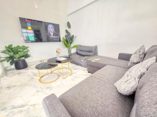 The Ocean Pearl Suites - 5