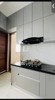 Sky High Luxury Penthouse - 2