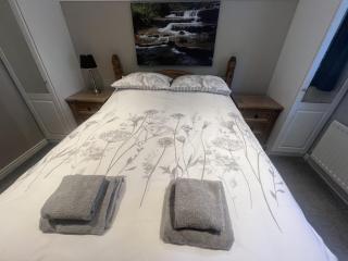 Honeysuckle Cottage - 8