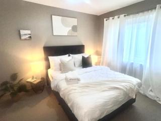 u4-Good Vibe Unit-Quiet Close to CBD-NewAC SmartTV - 3