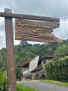 Wayan Bola Homestay - 4