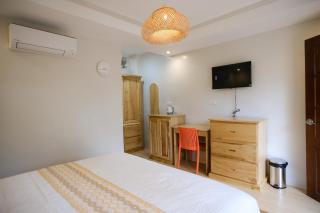 Olana Bed and Breakfast - 9