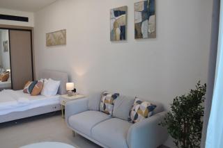 Binghatti Dusk Studio with Gym &Pool - 6