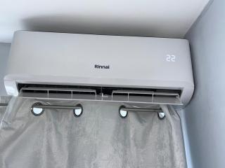 u3-Funky Unit with PrivateEntry QuietCentre NewAC New Smart TV - 4