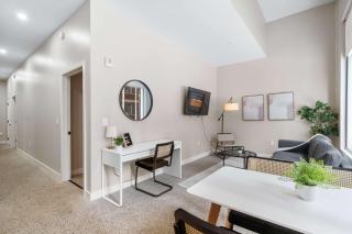 Spacious 2BR CozySuites OTR Downtown #13 - 3