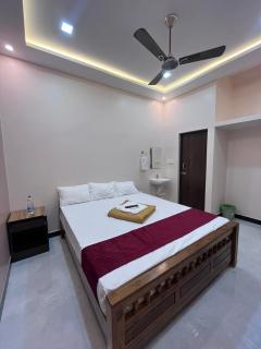 VV Guest House & Rooms - 4