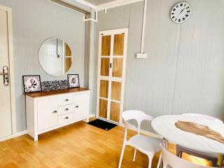 Rossaliya Cottage - 8