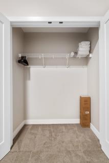 TWO Spacious CozySuites OTR Downtown #23 - 4