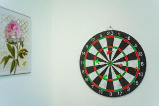 Spacious 4BR Corner with Pool Table - 8