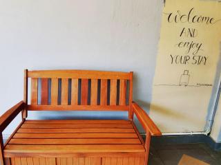 Spacious 4BR Corner with Pool Table - 2