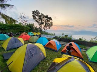 Enjoy Sunrise Pacitan Camping Ground - 1