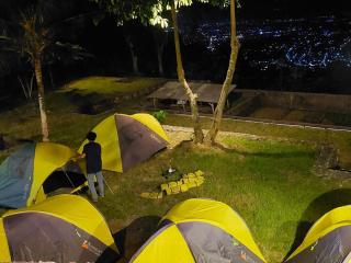 Enjoy Sunrise Pacitan Camping Ground - 3