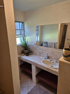 The Macadamia Nut Farm House - 2