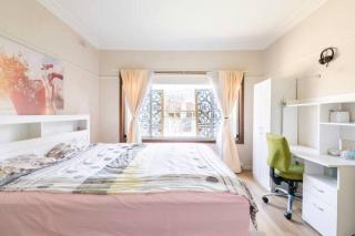 Spacious room with perfect location in Sunshine - 8