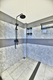 Mansion view - Rose Patals - 5