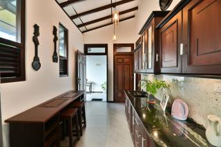 Mansion view - Rose Patals - 1