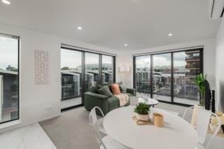 Modern Central City Apartment - 8