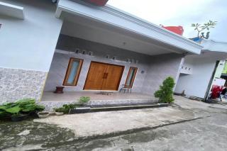 OYO 95110 Eksklusif Gueshouse Syariah - 9