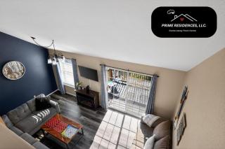 King Bed-2 Decks-Family Games-Mins to Attractions! - 4