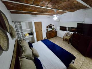 Tayau Bungalows B1 - 3